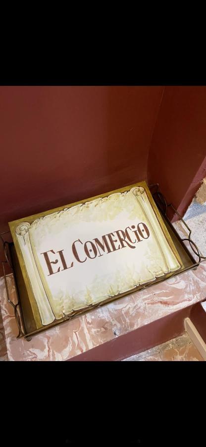 El Comercio Villarejo del Valle المظهر الخارجي الصورة